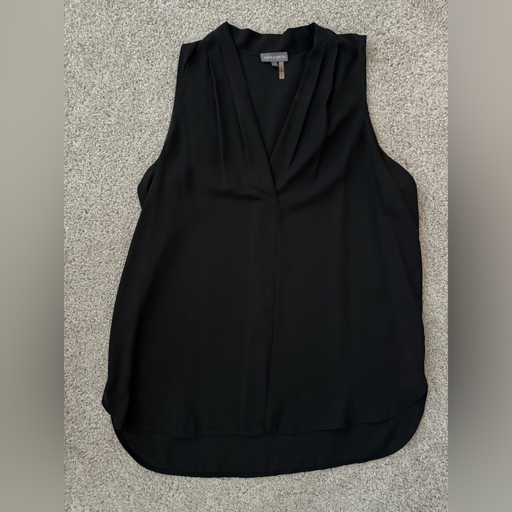 Vince Camuto / Medium